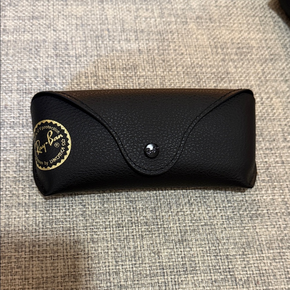 *CASE ONLY* Ray-Ban Eyewear Black Leather Case